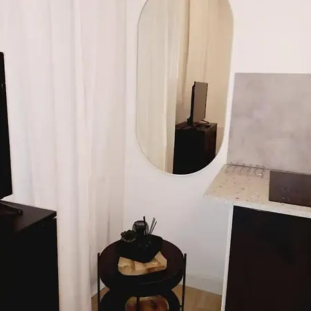 Apartment Le 29 Cuty, Wifi, A 3min De La Gare Sncf